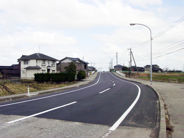 市道八塚串田線舗装補修工事