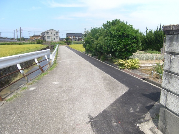 社会資本整備総合交付金事業（特環）横尾支線管渠第５５９９号路線布設工事