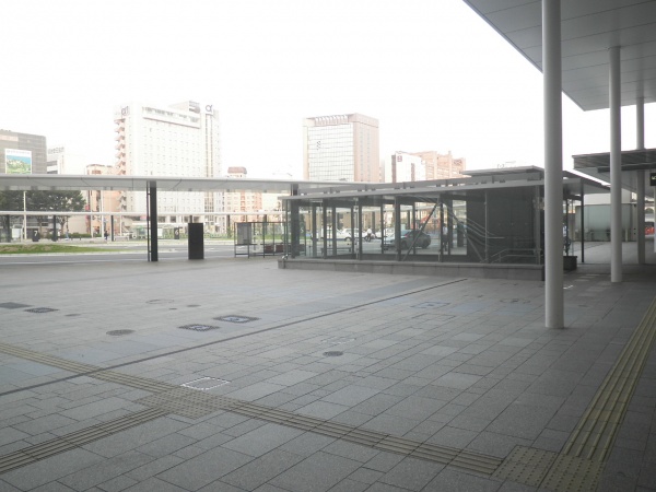 富山駅南口駅前広場整備（その３）工事