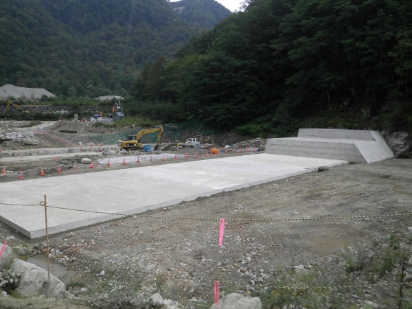 H２７ 真川第３号砂防堰堤工事