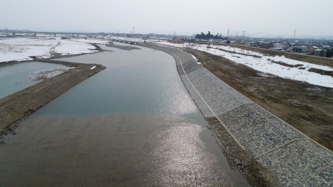 神通川・鵜坂護岸その６工事