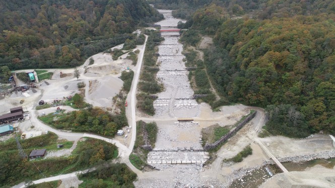 H30　真川第３号砂防堰堤工事