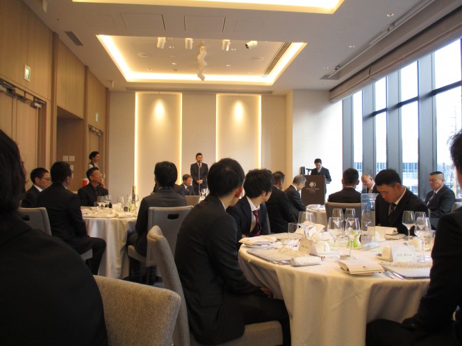 新年会を開催しました。
